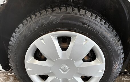 Renault Logan II, 2015 год, 650 000 рублей, 5 фотография