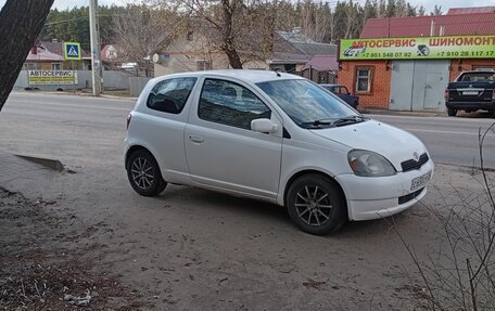 Toyota Yaris I рестайлинг, 2002 год, 250 000 рублей, 4 фотография