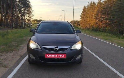 Opel Astra J, 2011 год, 840 000 рублей, 1 фотография