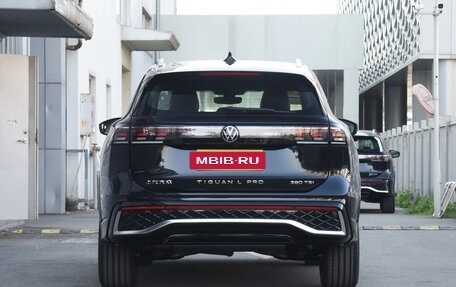 Volkswagen Tiguan, 2025 год, 4 360 000 рублей, 7 фотография