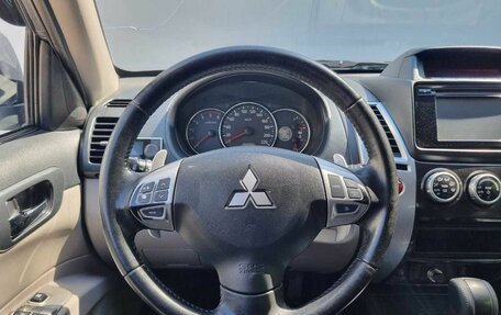 Mitsubishi Pajero IV, 2015 год, 1 400 000 рублей, 12 фотография