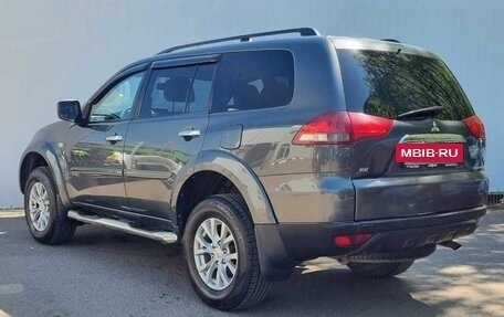 Mitsubishi Pajero IV, 2015 год, 1 400 000 рублей, 7 фотография