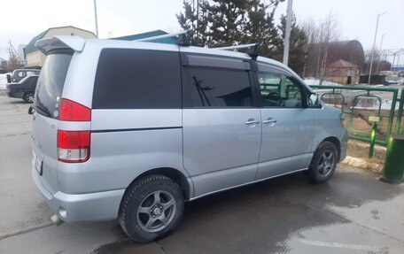 Toyota Noah III, 2007 год, 1 250 000 рублей, 4 фотография