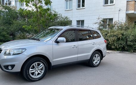 Hyundai Santa Fe III рестайлинг, 2010 год, 1 570 000 рублей, 4 фотография