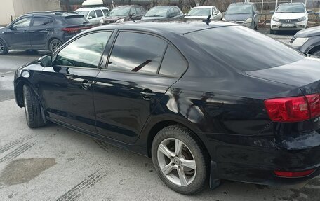 Volkswagen Jetta VI, 2014 год, 1 250 000 рублей, 4 фотография