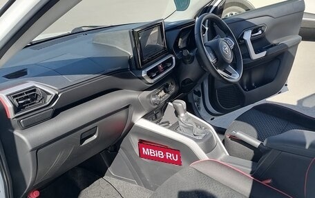 Toyota Raize I, 2019 год, 2 000 000 рублей, 4 фотография