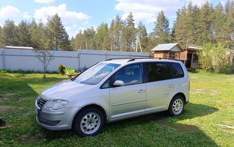 Volkswagen Touran III, 2009 год, 500 000 рублей, 7 фотография