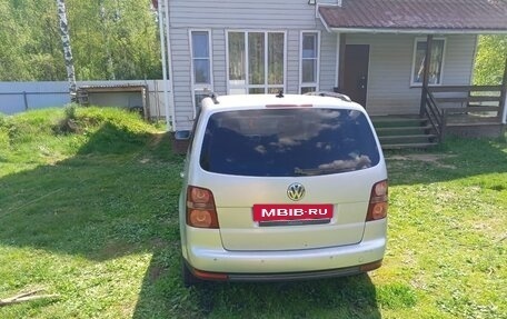 Volkswagen Touran III, 2009 год, 500 000 рублей, 5 фотография