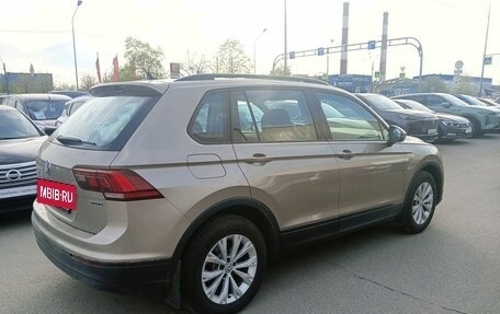Volkswagen Tiguan II, 2019 год, 2 299 000 рублей, 4 фотография