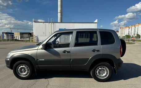 Chevrolet Niva I рестайлинг, 2015 год, 625 000 рублей, 8 фотография