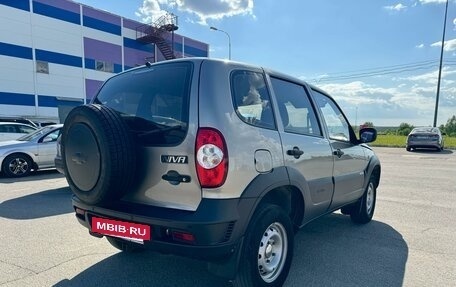 Chevrolet Niva I рестайлинг, 2015 год, 625 000 рублей, 5 фотография