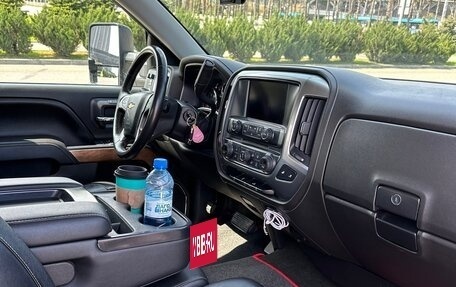 Chevrolet Silverado, 2016 год, 4 750 000 рублей, 10 фотография