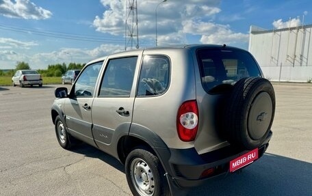 Chevrolet Niva I рестайлинг, 2015 год, 625 000 рублей, 7 фотография
