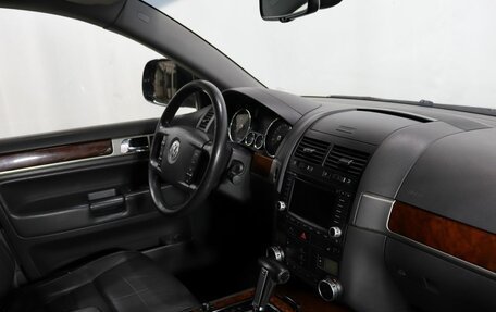 Volkswagen Touareg III, 2010 год, 1 489 000 рублей, 10 фотография