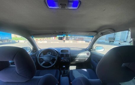 Mitsubishi Carisma I, 2002 год, 350 000 рублей, 12 фотография
