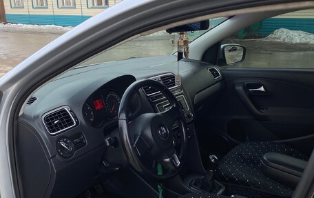 Volkswagen Polo VI (EU Market), 2012 год, 700 000 рублей, 5 фотография
