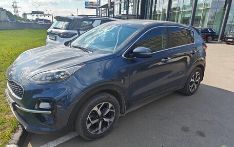 KIA Sportage IV рестайлинг, 2020 год, 2 151 500 рублей, 2 фотография