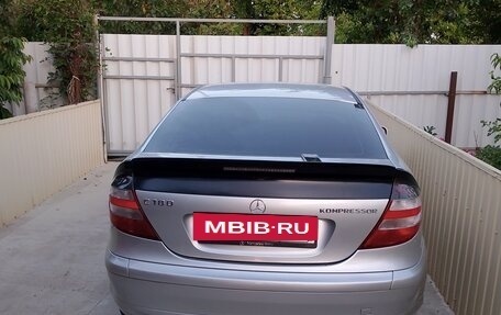 Mercedes-Benz C-Класс, 2006 год, 800 000 рублей, 2 фотография