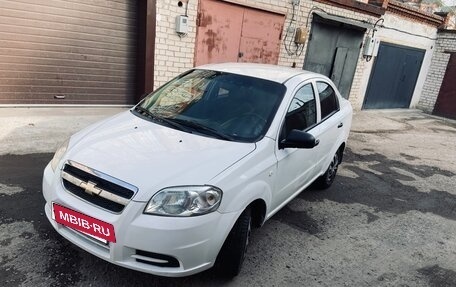 Chevrolet Aveo III, 2010 год, 180 000 рублей, 3 фотография