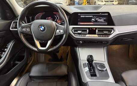 BMW 3 серия, 2019 год, 3 800 000 рублей, 20 фотография