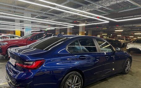 BMW 3 серия, 2019 год, 3 800 000 рублей, 40 фотография