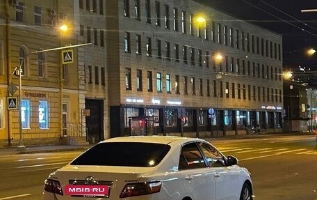 Toyota Camry, 2011 год, 1 300 000 рублей, 2 фотография