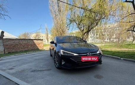 Hyundai Elantra VI рестайлинг, 2018 год, 1 750 000 рублей, 2 фотография