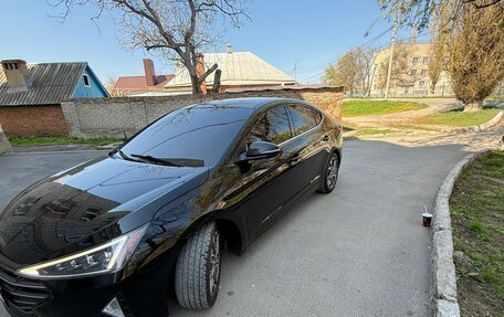 Hyundai Elantra VI рестайлинг, 2018 год, 1 750 000 рублей, 8 фотография