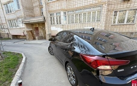 Hyundai Elantra VI рестайлинг, 2018 год, 1 750 000 рублей, 7 фотография