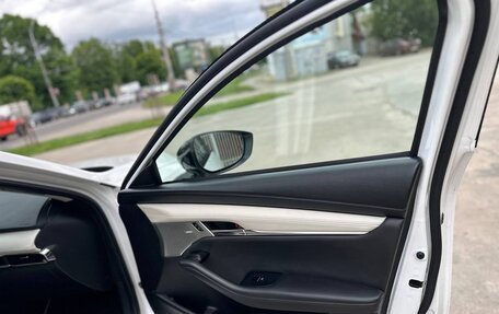 Mazda 3, 2019 год, 2 400 000 рублей, 13 фотография