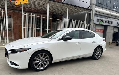 Mazda 3, 2019 год, 2 400 000 рублей, 20 фотография