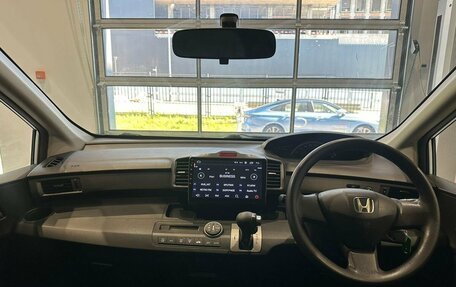 Honda Freed I, 2011 год, 1 100 000 рублей, 16 фотография