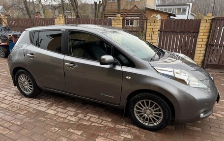 Nissan Leaf I, 2013 год, 665 000 рублей, 9 фотография