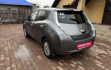 Nissan Leaf I, 2013 год, 665 000 рублей, 6 фотография