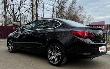 Opel Astra J, 2014 год, 950 000 рублей, 13 фотография