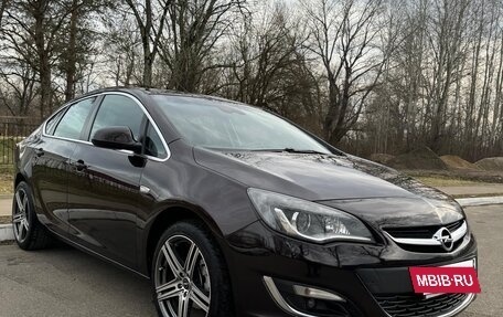 Opel Astra J, 2014 год, 950 000 рублей, 7 фотография