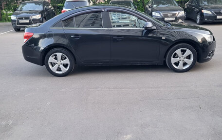 Chevrolet Cruze II, 2011 год, 600 000 рублей, 3 фотография