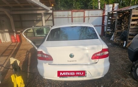 Skoda Superb III рестайлинг, 2012 год, 1 200 000 рублей, 3 фотография