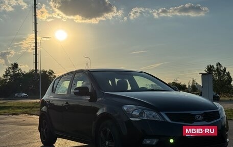 KIA cee'd I рестайлинг, 2011 год, 750 000 рублей, 2 фотография