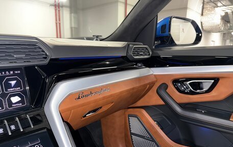Lamborghini Urus I, 2019 год, 20 390 000 рублей, 17 фотография