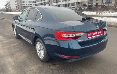 Skoda Superb III рестайлинг, 2018 год, 2 120 000 рублей, 2 фотография