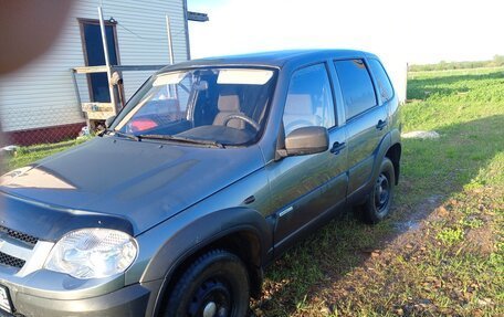 Chevrolet Niva I рестайлинг, 2012 год, 420 000 рублей, 5 фотография