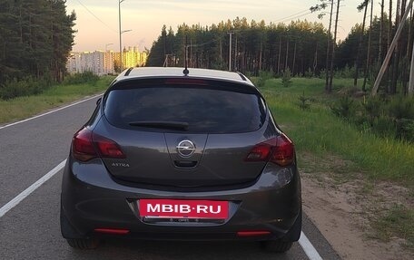 Opel Astra J, 2011 год, 840 000 рублей, 9 фотография