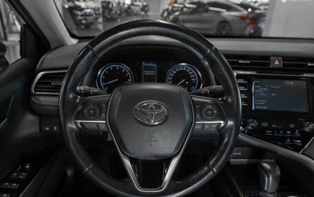 Toyota Camry, 2020 год, 3 150 000 рублей, 1 фотография