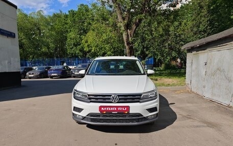 Volkswagen Tiguan II, 2018 год, 3 800 000 рублей, 1 фотография