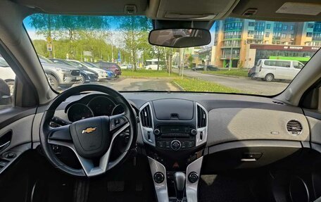 Chevrolet Cruze II, 2013 год, 950 000 рублей, 3 фотография
