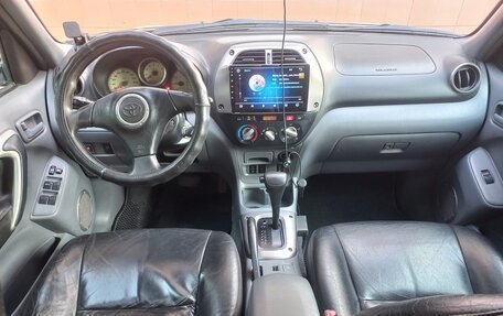Toyota RAV4, 2003 год, 700 000 рублей, 11 фотография