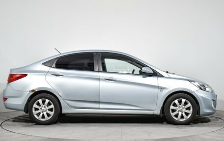 Hyundai Solaris II рестайлинг, 2011 год, 770 000 рублей, 4 фотография