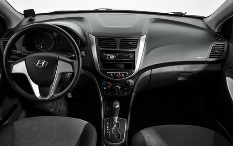 Hyundai Solaris II рестайлинг, 2011 год, 770 000 рублей, 13 фотография
