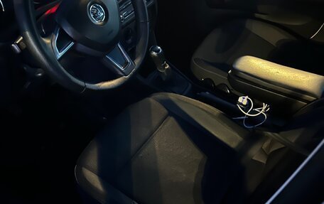 Skoda Rapid I, 2014 год, 1 050 000 рублей, 8 фотография